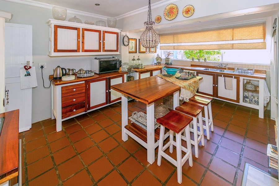 4 Bedroom Property for Sale in Wilderness Central Western Cape